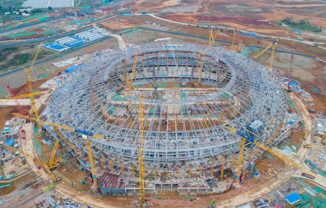 The Main Stadium of The Chengdu Universiade are Capped with A Steel Structure