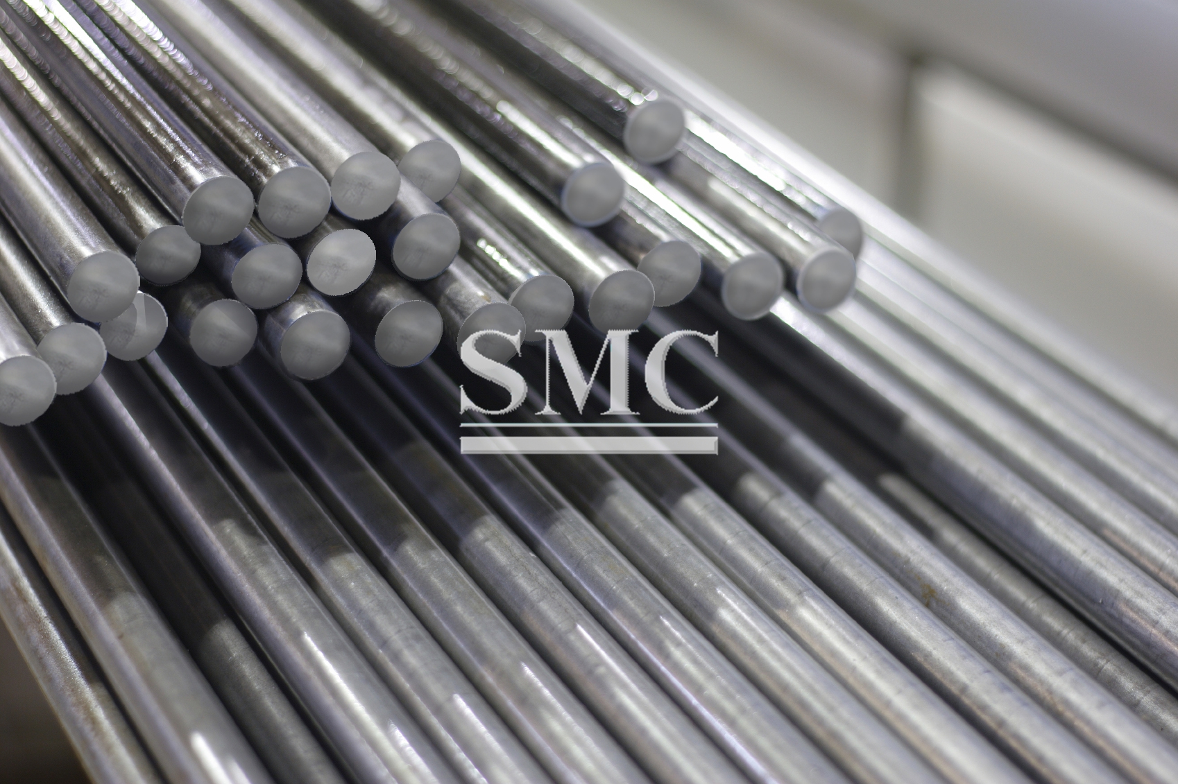 What are the uses of carbon steel?